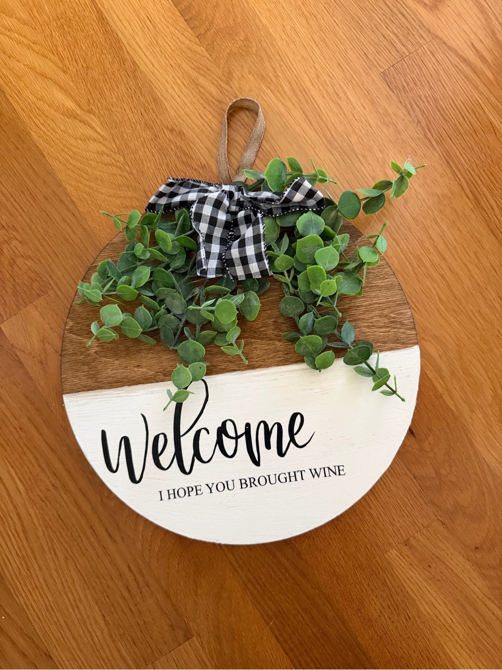 Welcome Wine sign ~12in
